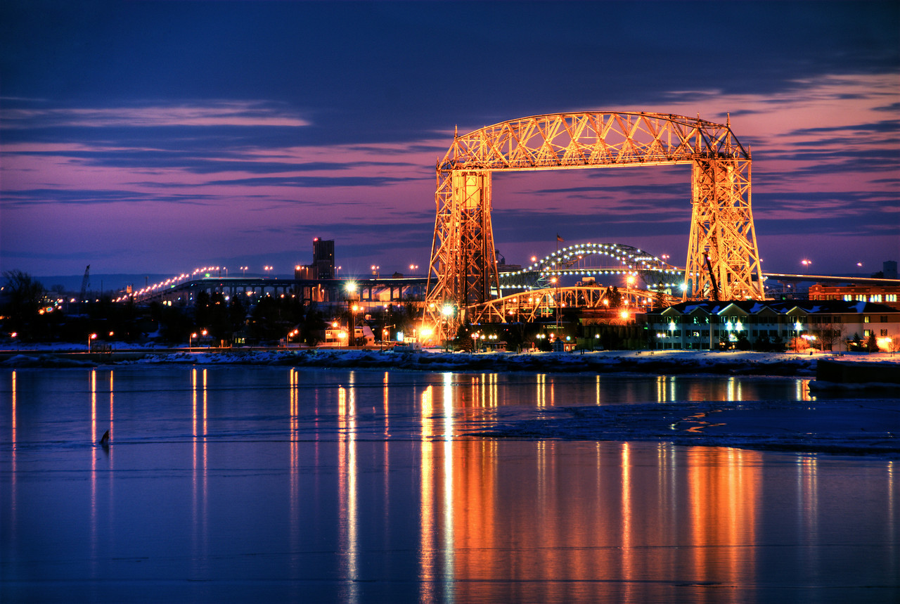 Duluth is a major port city in the U.S. state of Minnesota and the county s...